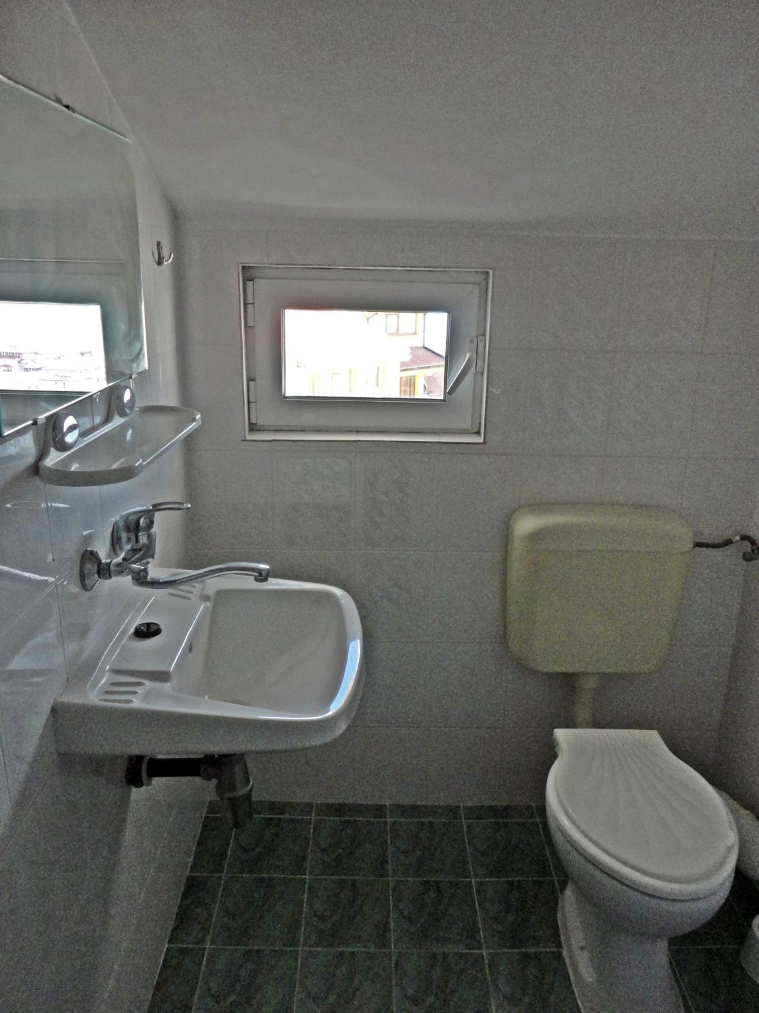 Guest Rooms Casa Luba สวิติ วลัส ภายนอก รูปภาพ