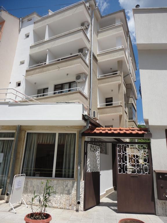 Guest Rooms Casa Luba สวิติ วลัส ภายนอก รูปภาพ